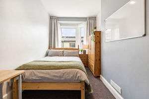 Photo 27- click for photo gallery